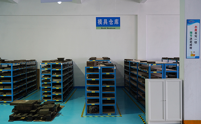 導(dǎo)電硅膠制品是什么？有什么作用？